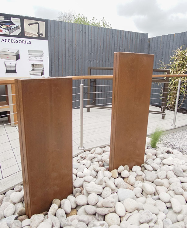 metal-water-features-norfolk